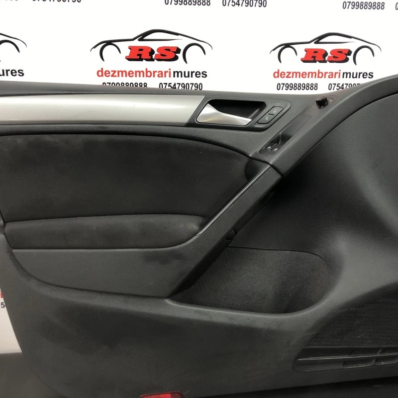 Panou tapiterie usa stanga fata Volkswagen Golf MK6 2010
