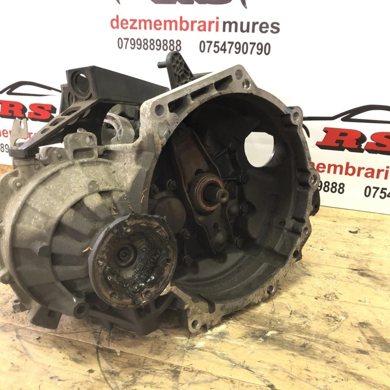 Cutie de viteze manuala / Volkswagen Golf MK6 2010 / Cutie viteze, ambreiaj, transmisie