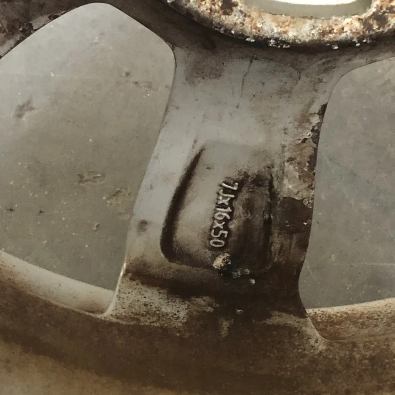 Jante aluminiu 16 / Volkswagen Golf MK6 2010 / Jante si roti