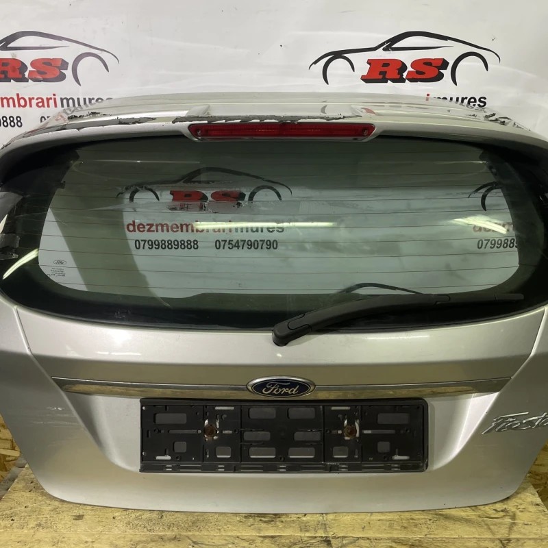 Haion / Ford Fiesta MK6 2011 / Caroserie, oglinzi si faruri