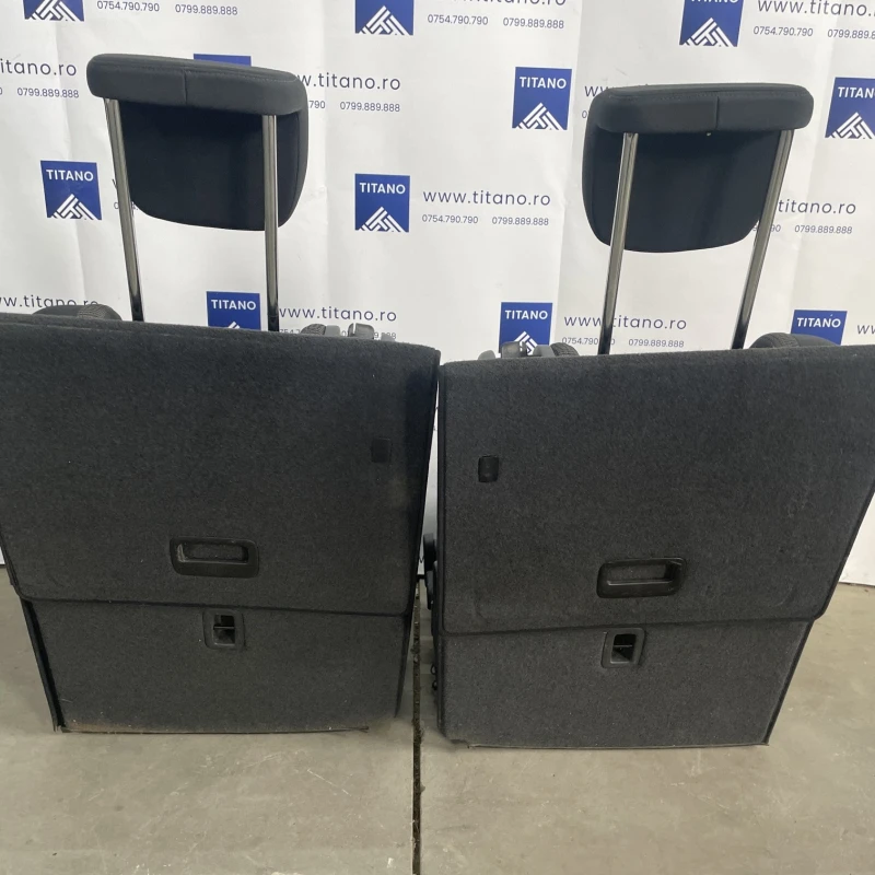 Scaune spate cu centuri / Volkswagen Sharan 7N 2013 / Interior