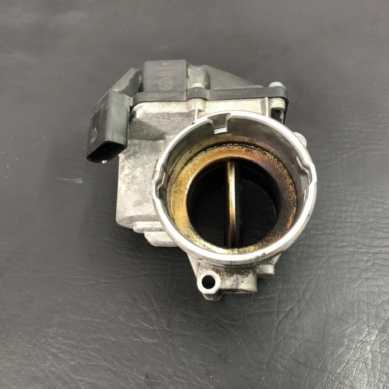 Clapeta de acceleratie / Audi A3 8P 2008 / Motor, racire si evacuare
