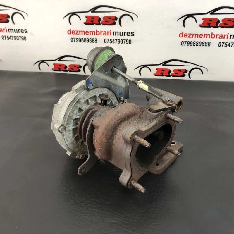 Turbosuflanta turbo turbina / Opel Vivaro Vivaro A 2011 / Motor, racire si evacuare
