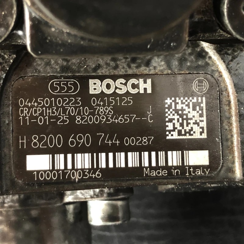 Pompa de injectie inalte / Nissan Qashqai J10 2011 / Motor, racire si evacuare