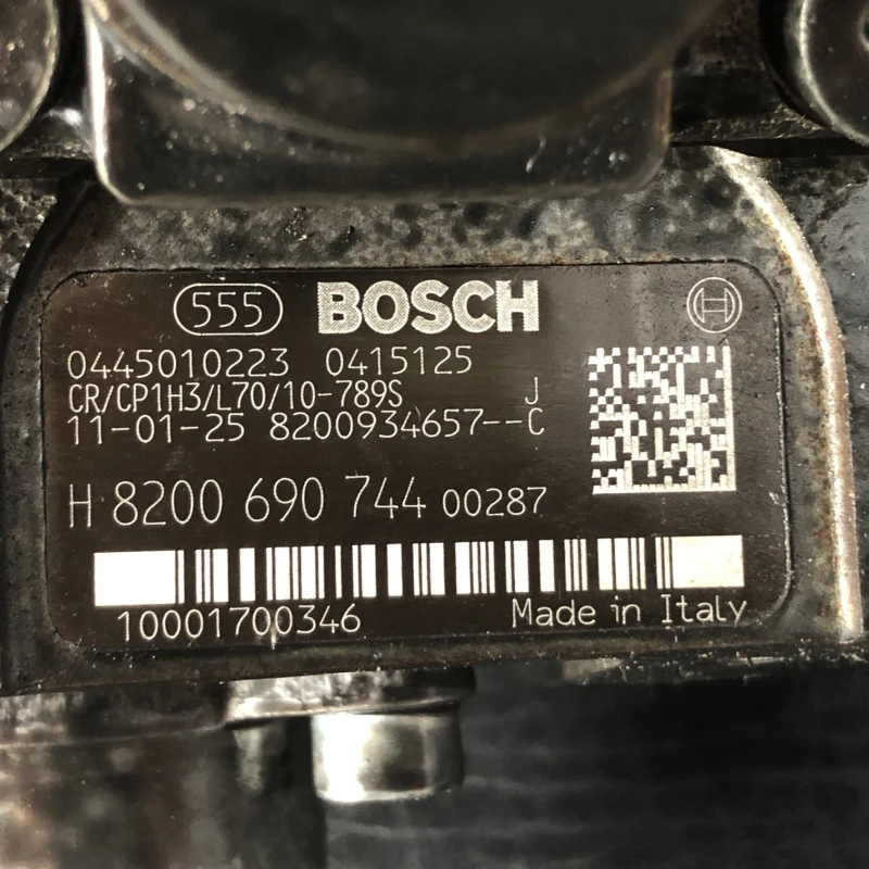Pompa de injectie inalte / Nissan Qashqai J10 2011 / Motor, racire si evacuare