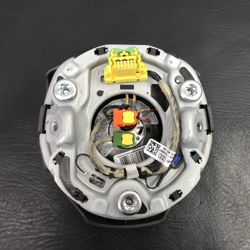 Airbag volan / Audi A4 B8 2009 / Interior