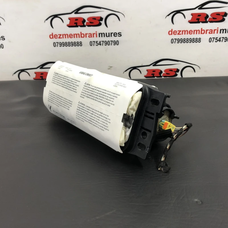 Airbag pasager / Audi A4 B8 2010 / Interior