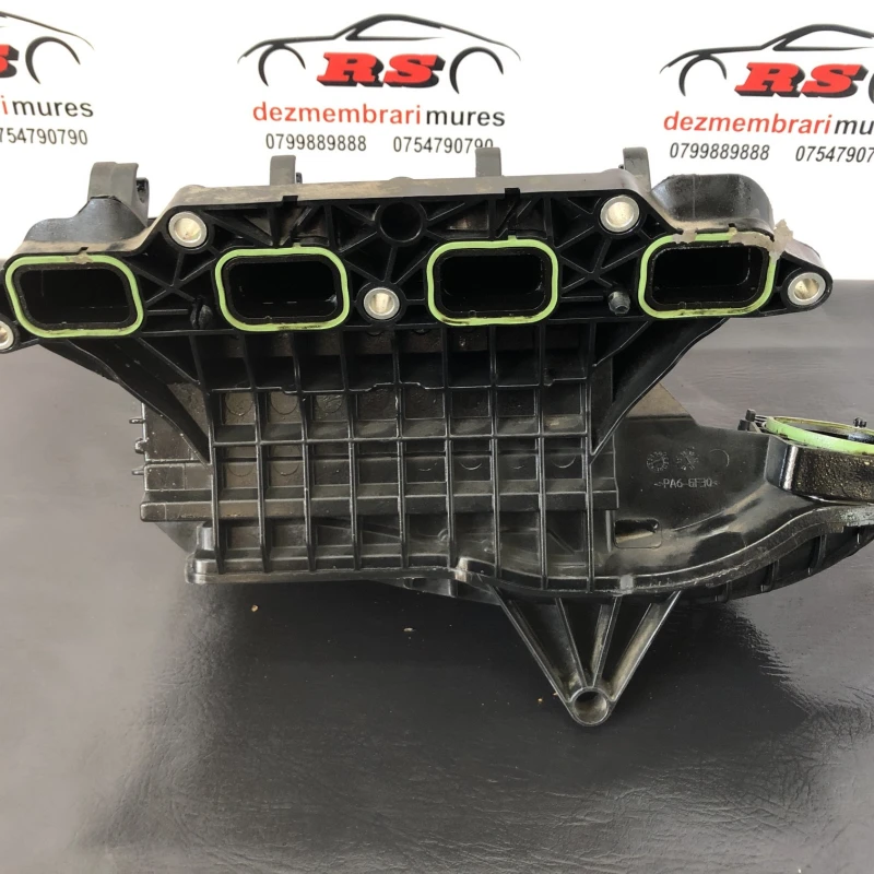 Galerie de admisie / Volkswagen Golf MK6 2012 / Motor, racire si evacuare