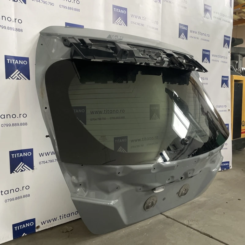 Haion / Nissan Leaf ZE1 2019 / Caroserie, oglinzi si faruri