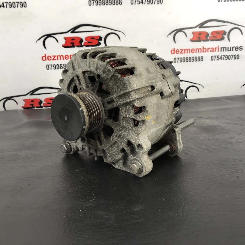 Alternator / Volkswagen Golf MK6 2012 / Motor, racire si evacuare