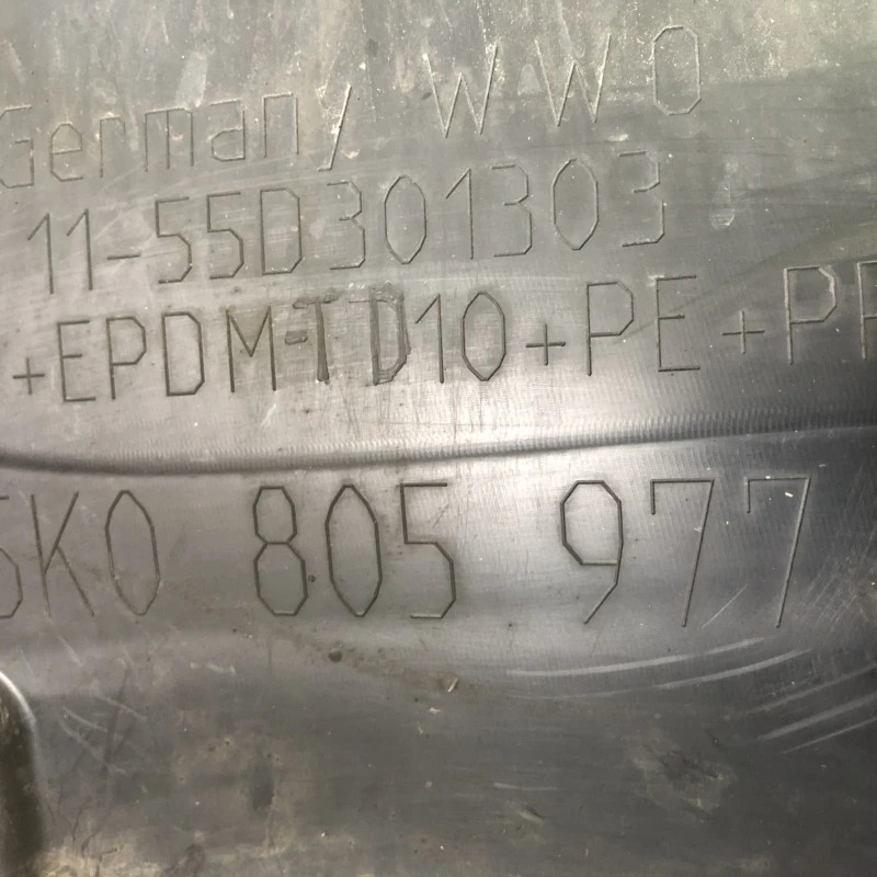 Carenaj stanga fata mare / Volkswagen Golf MK6 2012 / Caroserie, oglinzi si faruri