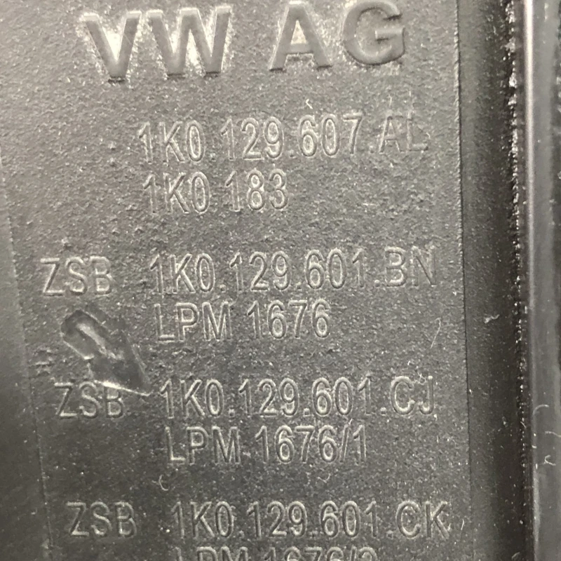 Carcasa filtru aer / Volkswagen Golf MK6 2012 / Motor, racire si evacuare