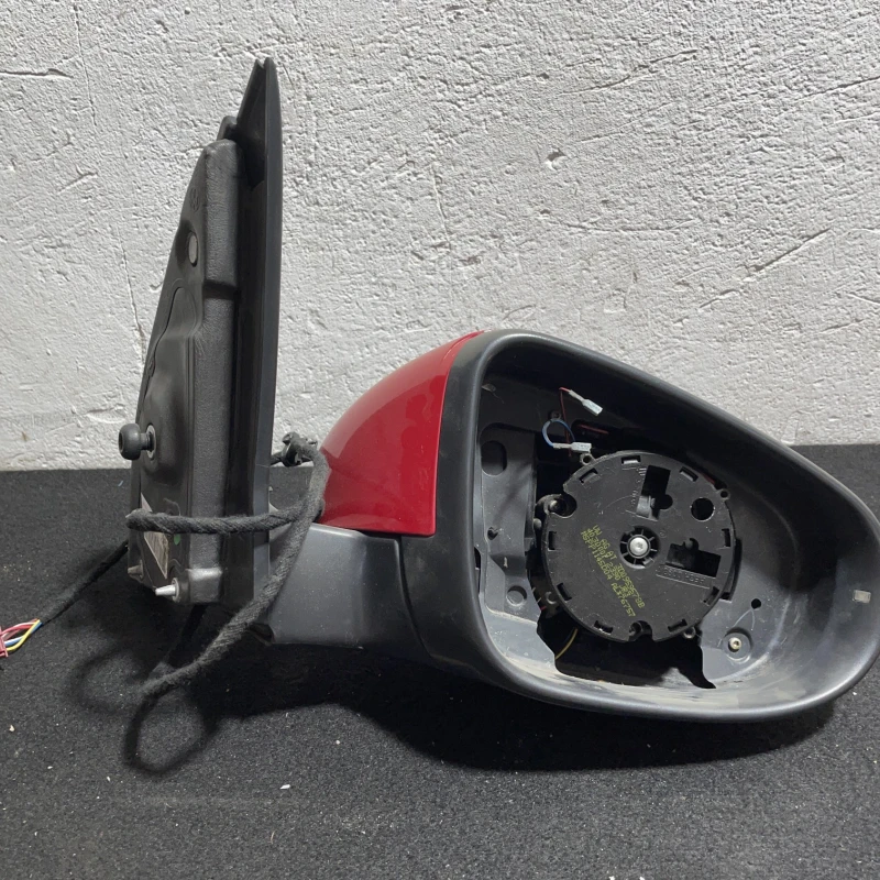 Oglinda dreapta / Volkswagen Golf MK6 2012 / Caroserie, oglinzi si faruri