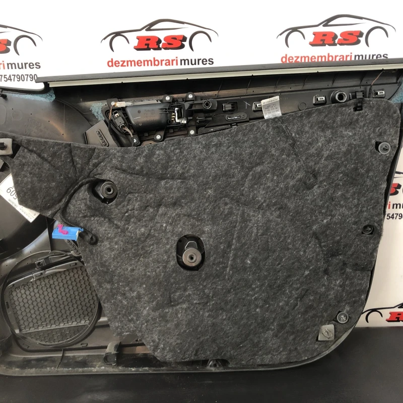 Tapiterie usa stanga fata / Audi A4 B8 2010 / Interior