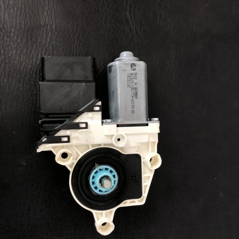 Motoras geam stanga spate Volkswagen Tiguan 5N 2009