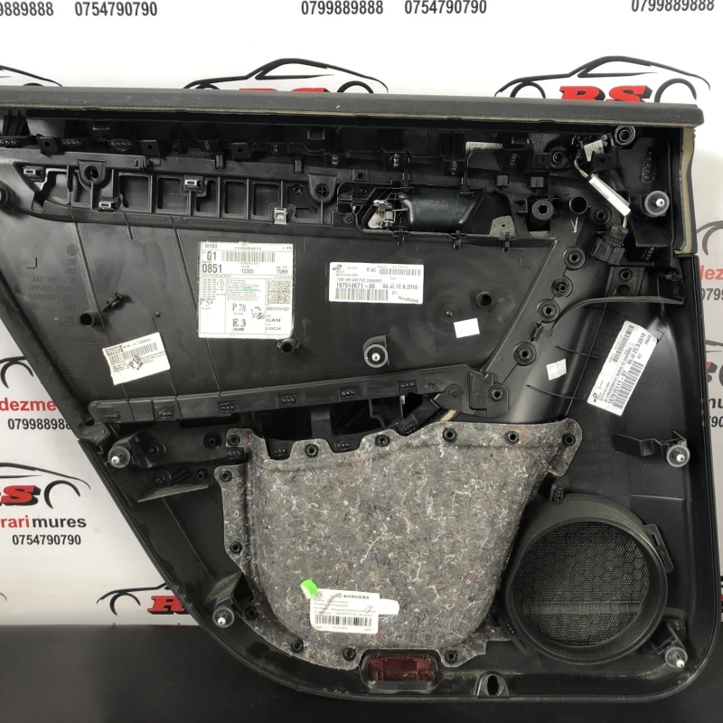 Tapiterie usa dreapta spate / Volkswagen Passat B7 2012 / Interior