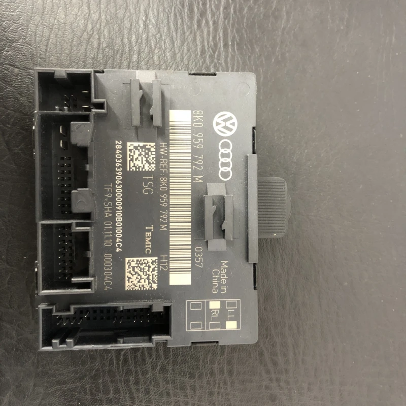 Modul usa dreapta fata Audi 