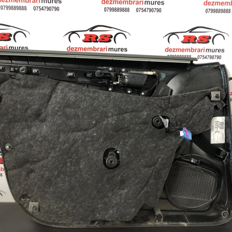 Tapiterie usa dreapta fata / Audi A4 B8 2010 / Interior