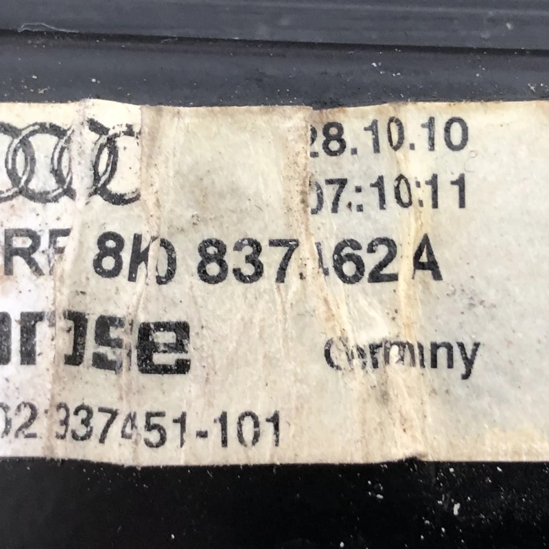 Macara geam dreapta fata / Audi A4 B8 2010 / Caroserie, oglinzi si faruri