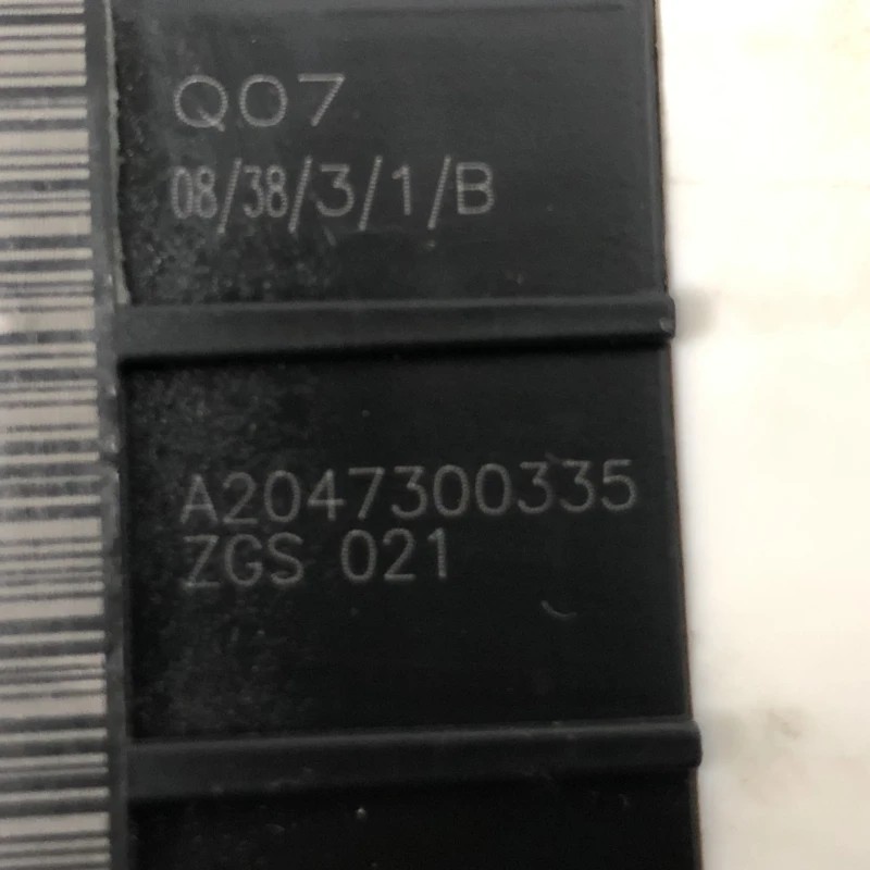 Iala broasca usa stanga spate / Mercedes-Benz C Class W204 2010 / Caroserie, oglinzi si faruri