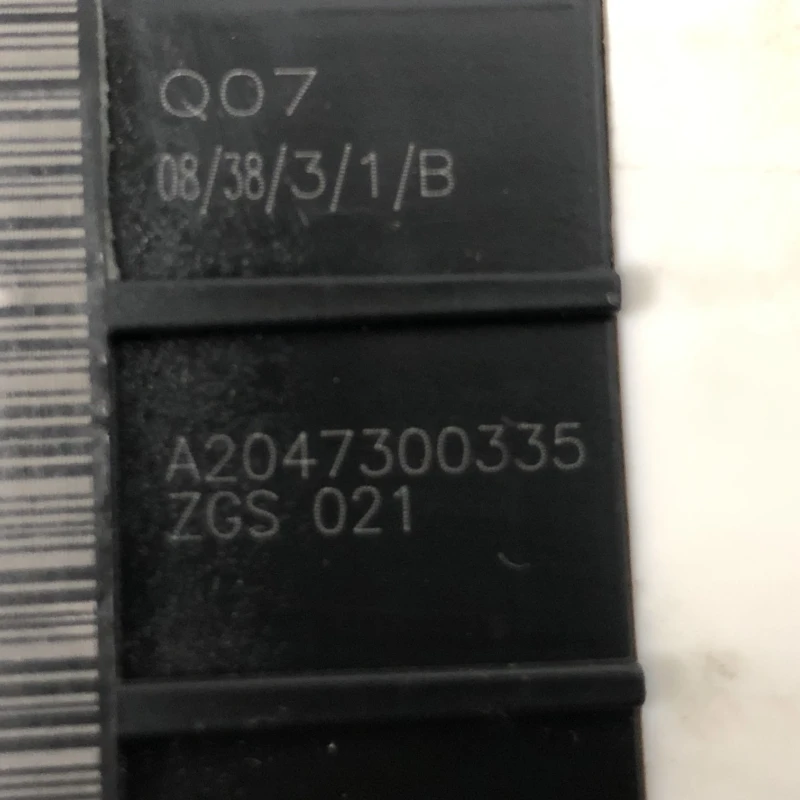 Iala broasca usa stanga spate / Mercedes-Benz C Class W204 2010 / Caroserie, oglinzi si faruri
