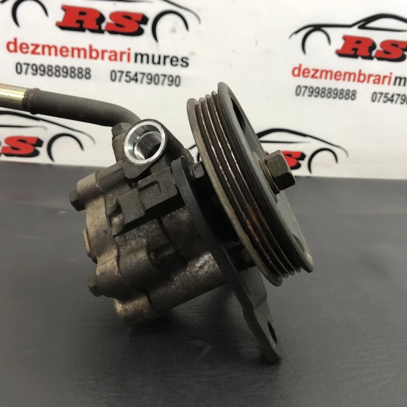 Pompa servo Nissan 