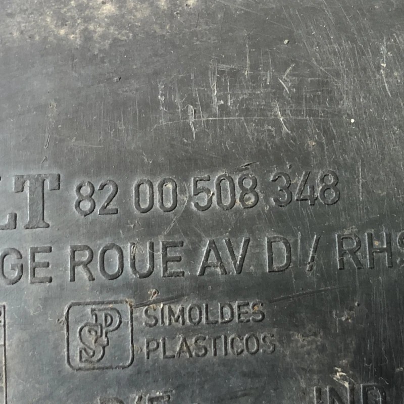 Carenaj dreapta fata mic / Renault Trafic Trafic 2011 / Caroserie, oglinzi si faruri