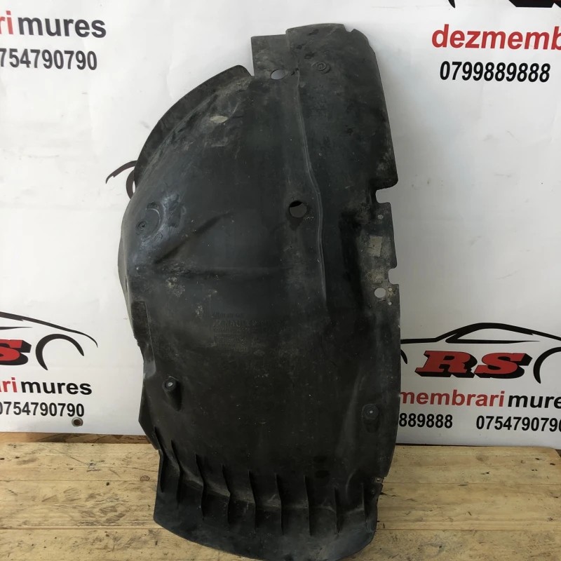Carenaj stanga fata mic / Renault Trafic Trafic 2011 / Caroserie, oglinzi si faruri
