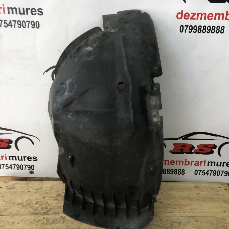 Carenaj stanga fata mic Renault 