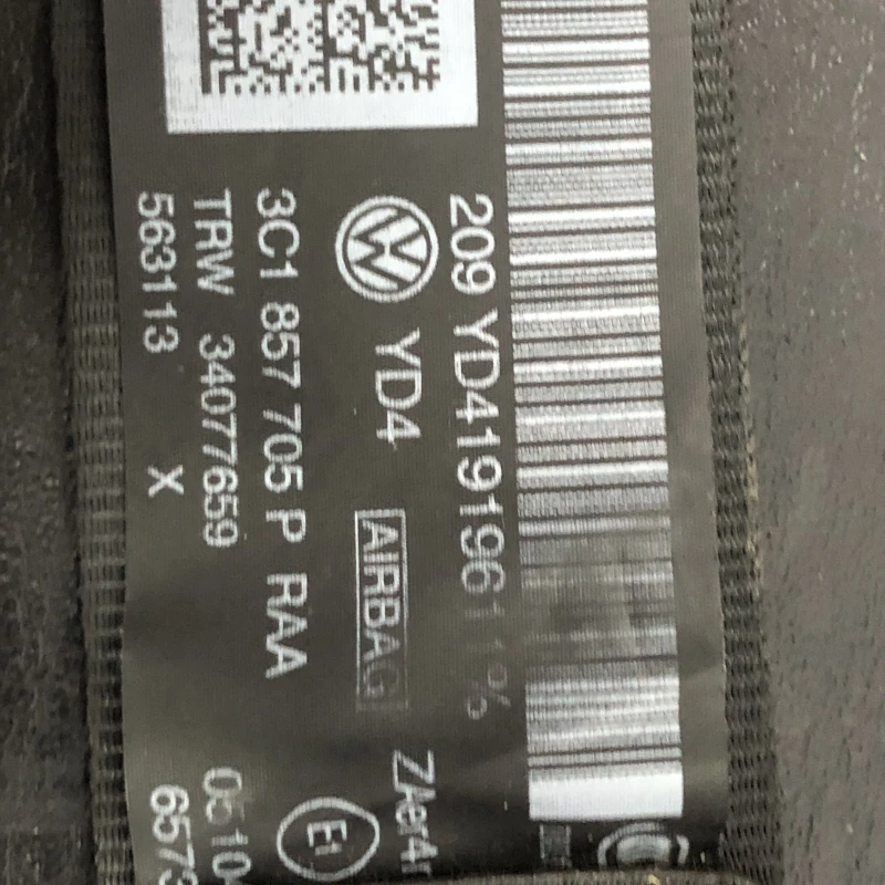 Centura stanga fata / Volkswagen Passat B7 2013 / Interior