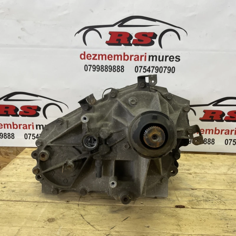 Cutie de transfer diferential fata / Nissan Navara D40 2007 / Cutie viteze, ambreiaj, transmisie