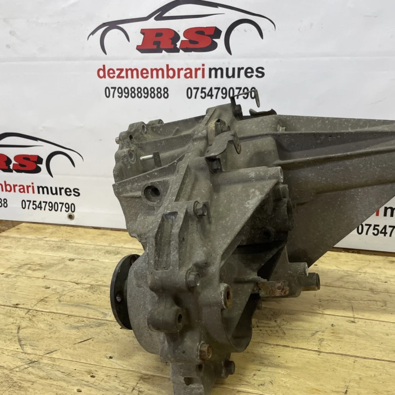 Cutie de transfer diferential fata / Nissan Navara D40 2007 / Cutie viteze, ambreiaj, transmisie