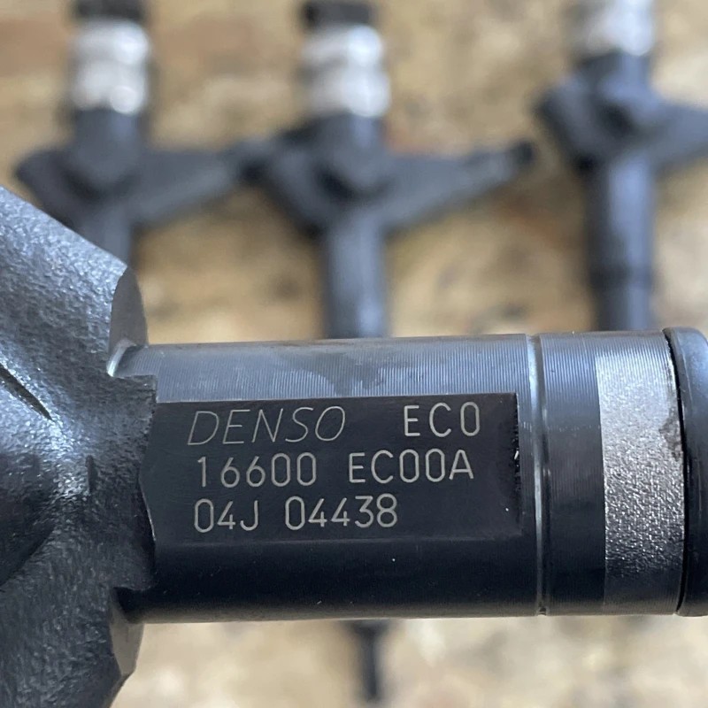 Injector / Nissan Navara D40 2007 / Motor, racire si evacuare