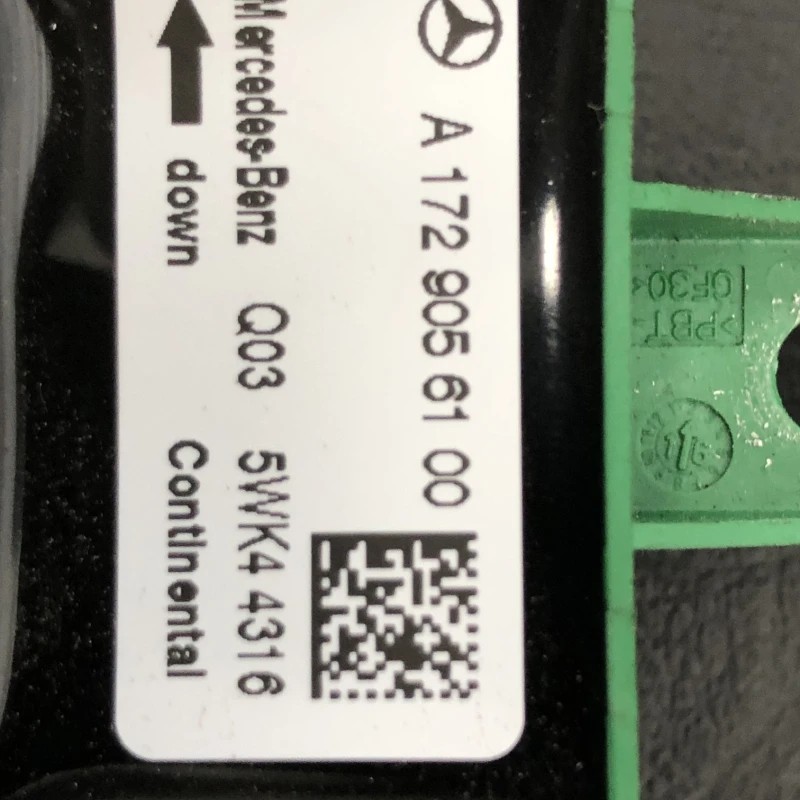 Senzor impact / Mercedes-Benz C Class W204 2011 / Audio si electronice