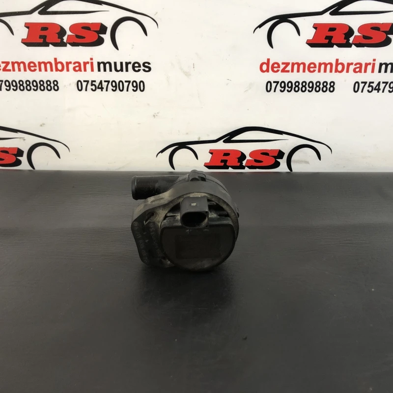 Pompa auxiliara recirculare apa / Mercedes-Benz C Class W204 2011 / Motor, racire si evacuare