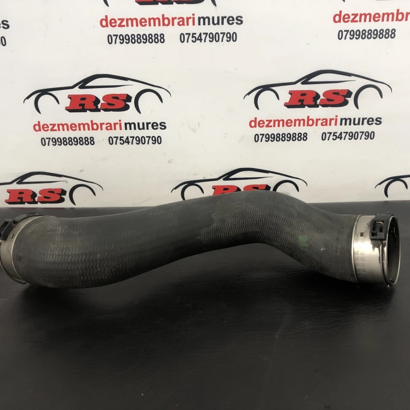 Furtun intercooler / Mercedes-Benz C Class W204 2011 / Motor, racire si evacuare