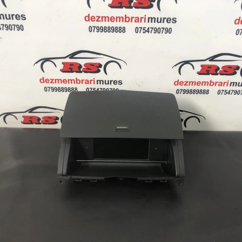 Navigatie sistem ecran mic Mercedes-Benz C Class W204 2011