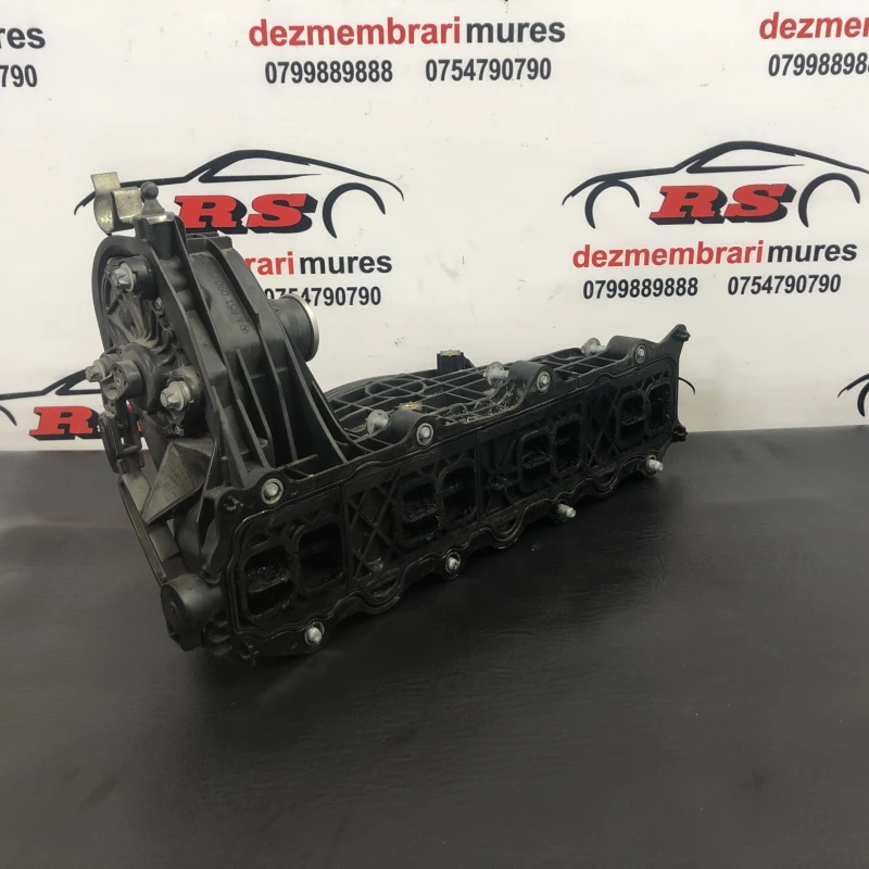 Galerie de admisie / Mercedes-Benz C Class W204 2011 / Motor, racire si evacuare