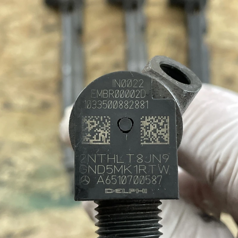 Injector / Mercedes-Benz C Class W204 2011 / Motor, racire si evacuare