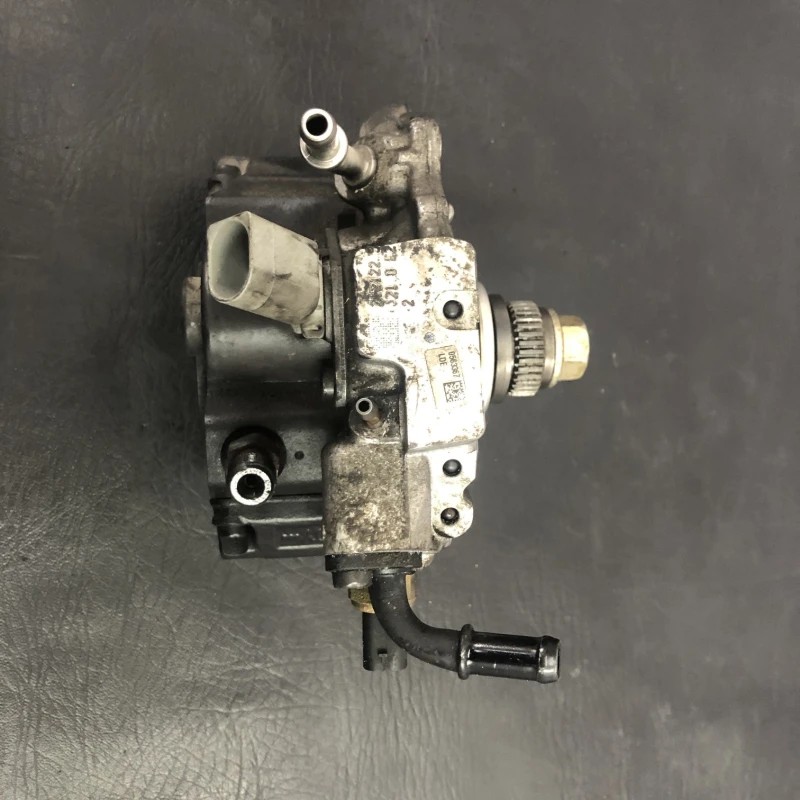 Pompa de injectie inalte / Mercedes-Benz C Class W204 2011 / Motor, racire si evacuare