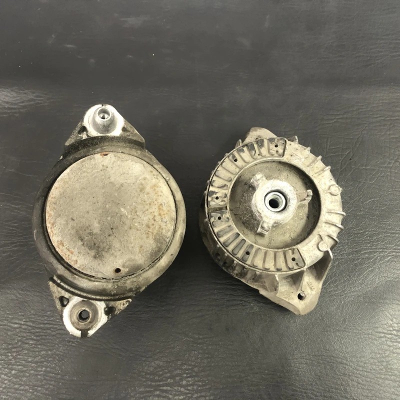 Suport tampon motor / Mercedes-Benz C Class W204 2011 / Motor, racire si evacuare
