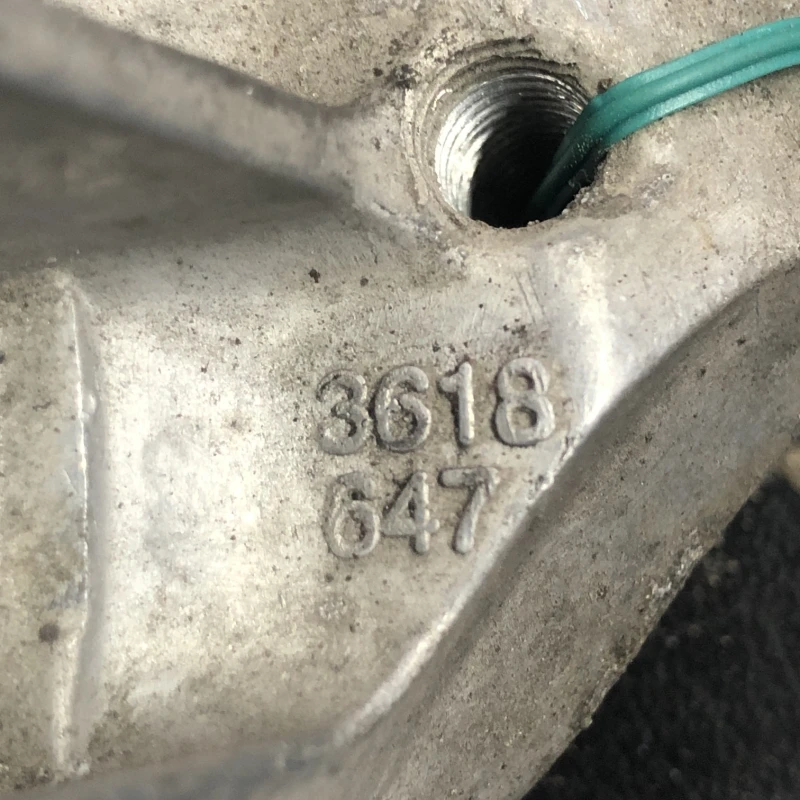 Suport tampon motor / Mercedes-Benz C Class W204 2011 / Motor, racire si evacuare