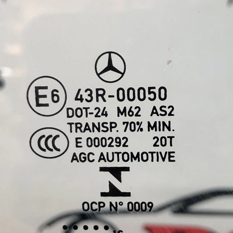 Geam dreapta fata / Mercedes-Benz E Class W212 2016 / Caroserie, oglinzi si faruri