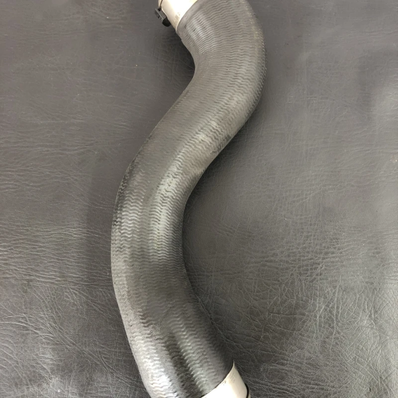 Furtun intercooler / Mercedes-Benz E Class W212 2016 / Motor, racire si evacuare