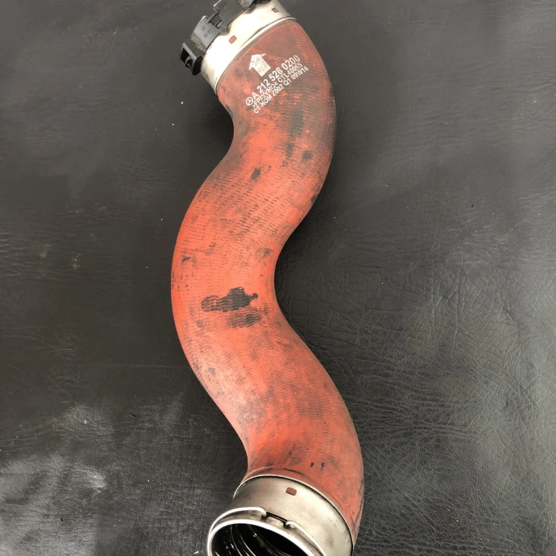 Furtun intercooler / Mercedes-Benz E Class W212 2016 / Motor, racire si evacuare