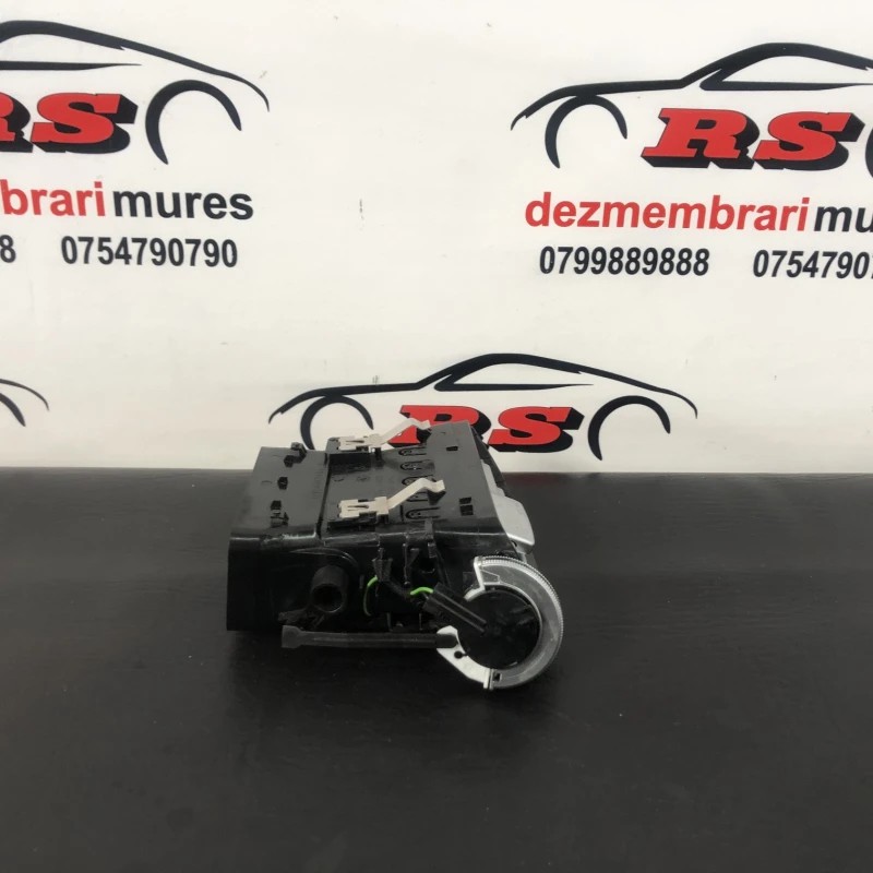 Grila aer bord / Mercedes-Benz E Class W212 2016 / Interior