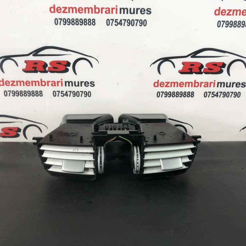 Grila aer bord / Mercedes-Benz E Class W212 2016 / Interior