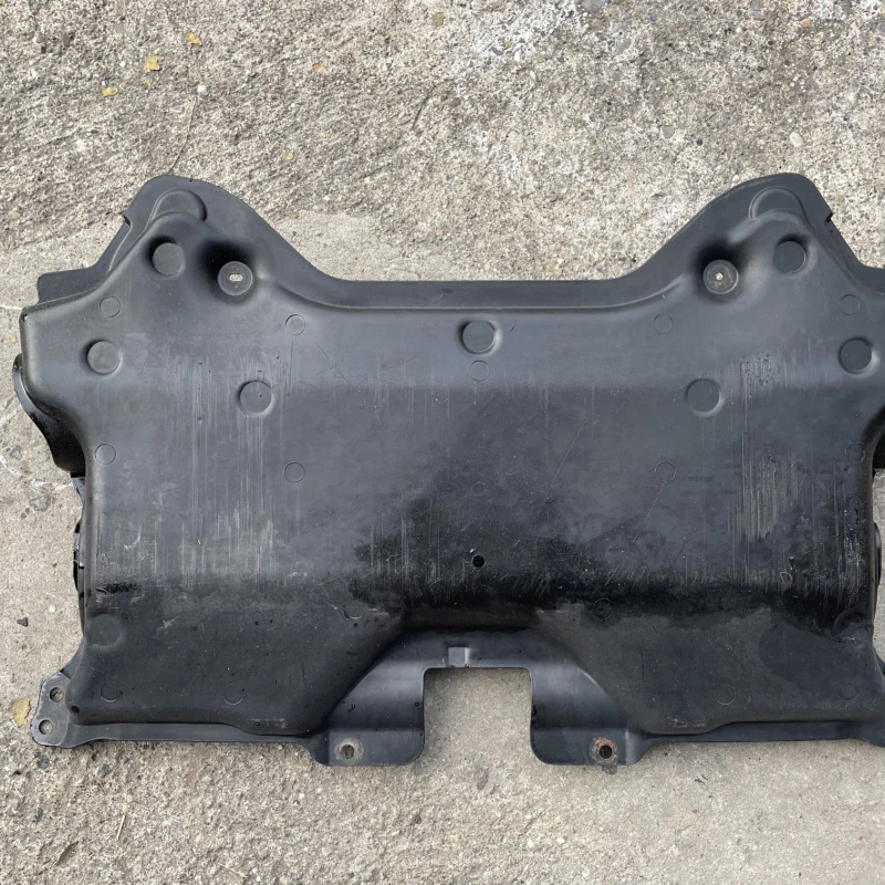 Scut motor / Mercedes-Benz E Class W212 2016 / Caroserie, oglinzi si faruri