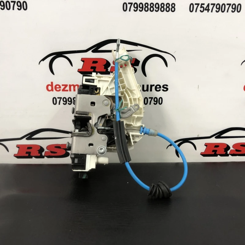 Iala broasca usa dreapta spate / Mercedes-Benz E Class W212 2016 / Caroserie, oglinzi si faruri