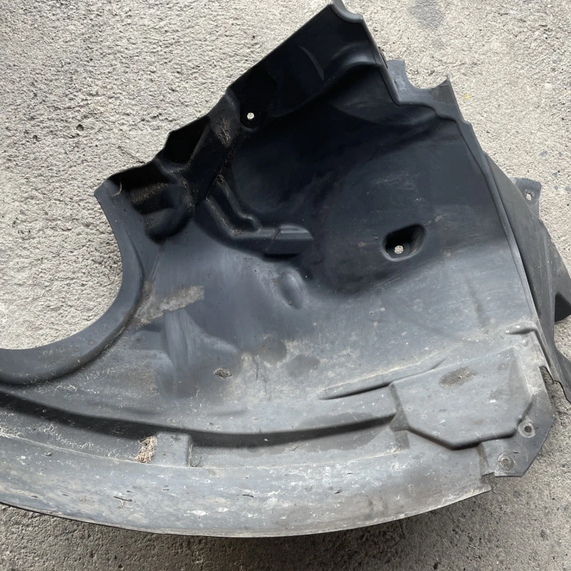 Carenaj dreapta fata partea din spate / Mercedes-Benz E Class W212 2016 / Caroserie, oglinzi si faruri